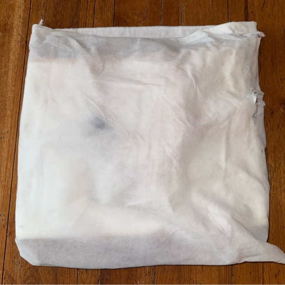 Dooney & Bourke White Patent Leather North/South Lee Tote Bag NWT! FLAW. - Picture 14 of 14